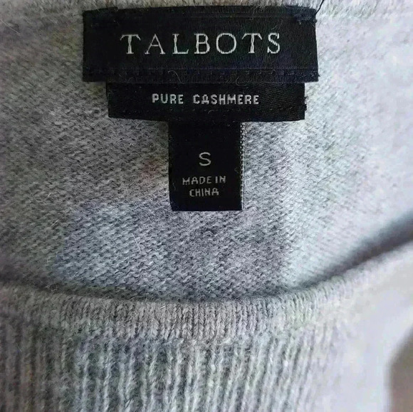 Pure Cashmere Light-Weight Sweater - Picture 5 of 5